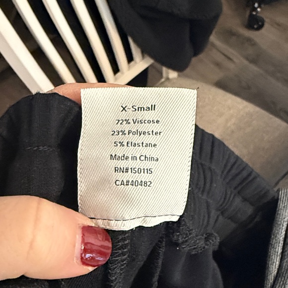 Varley black double soft Jogger Pants - Picture 7 of 9